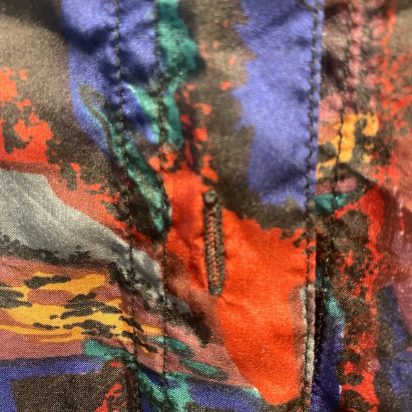 LONG SLEEVE BUTTON DOWN ART PRINT SILK BROUSE SIZE LARGE VINTAGE. - Picture 5 of 10
